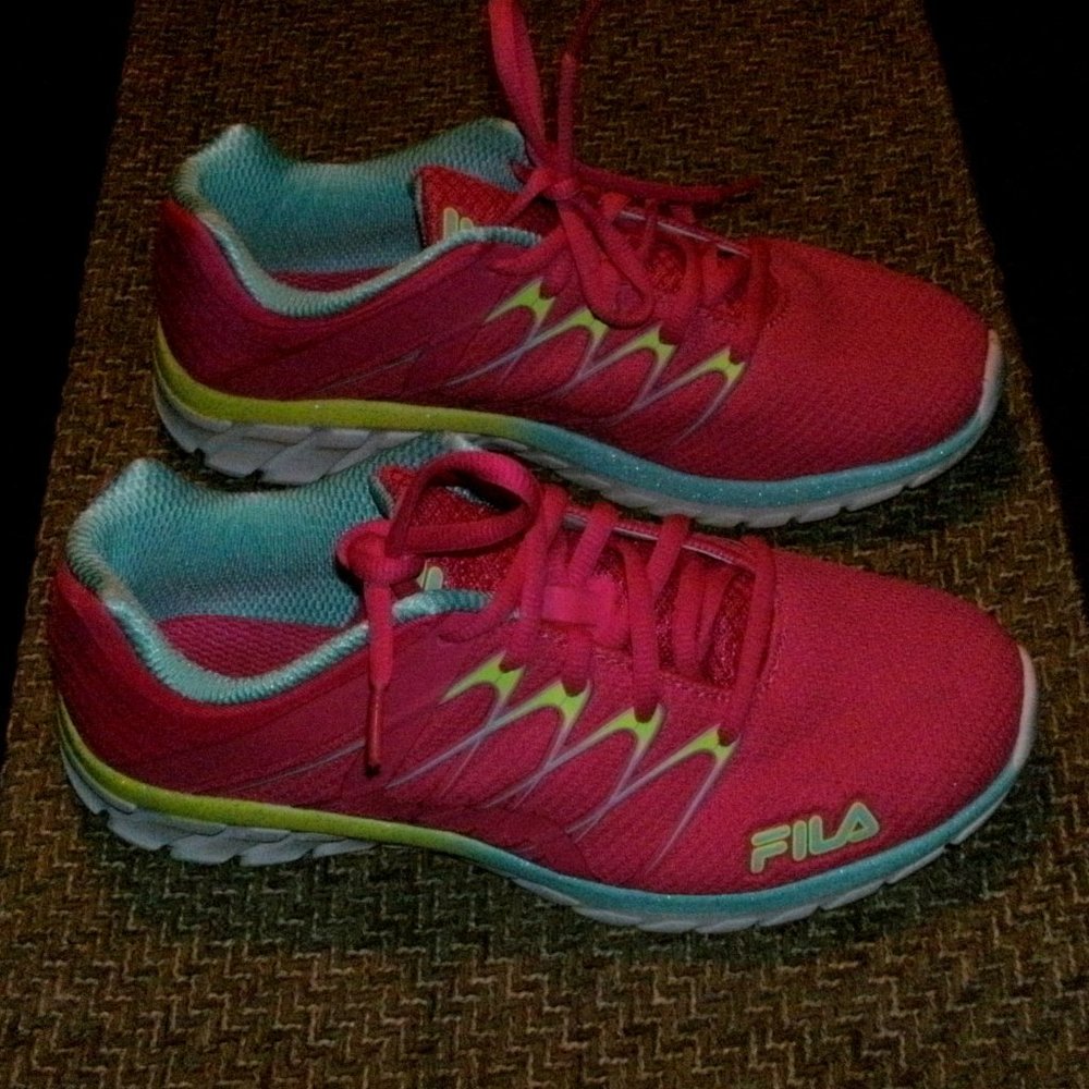 Fila Athletic Shoes Shadow Sprinter 4 Pink Sneakers Low Top Running size 5
